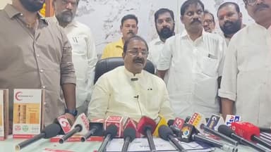 కోటిపల్లి-నర్సాపురం రైల్వే లైన్ పై రాష్ట్ర ప్రభుత్వం శ్రద్ధ తీసుకోవాలి: మలికిపురంలో ఎమ్మెల్సీ సోము వీర్రాజు