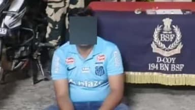 রানাঘাট ২: রানাঘাট আর পি এফ কে সাথে নিয়ে যৌথ অভিযান চালিয়ে বঙ্কিমনগর রেল স্টেশন থেকে এক সোনা পাচারকারীকে গ্রেফতার করলো বি এস এফ