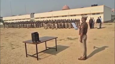 कासगंज: राष्ट्र गीत वंदे मातरम के 150 वर्ष पूर्ण होने के उपलक्ष्य में जिले के पुलिस कार्यालय और थानों में आयोजित हुआ कार्यक्रम