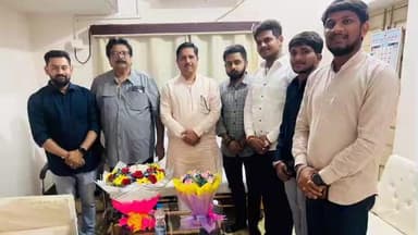 છોટાઉદેપુર: જિલ્લા ભાજપ કાર્યાલય ખાતે જિલ્લા ભાજપ પ્રમુખ સાથે અખિલ ભારતીય વિદ્યાર્થી પરિષદના કાર્યકર્તાઓએ મુલાકાત કરી.