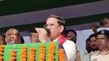 ठाकुरगंज: NDA समर्थित जद यू प्रत्याशी गोपाल अग्रवाल के समर्थन में निरहुआ ने जनसभा को संबोधित किया