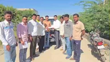 विजयनगर: बिजयनगर के भगवानपुरा में चरागाह की 1100 बीघा भूमि को लेकर प्रशासन के खिलाफ आक्रोश, तहसीलदार को सौंपा ज्ञापन