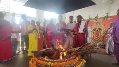 అన్నవరం సత్యదేవుని సన్నిధిలో చండీ హోమం భారీగా పాల్గొన్న భక్తులు