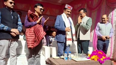 जोगिंदर नगर: भवन एवं अन्य सन्निर्माण कामगार कल्याण बोर्ड के अध्यक्ष ने जोगिंदर नगर में 15 वाशिंग मशीनें वितरित कीं