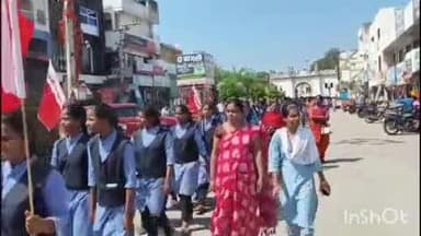 వనపర్తి: ఫీజు రియంబర్స్మెంట్ చెల్లించాలని వనపర్తి జిల్లా కేంద్రంలో నిరసన ధర్నా కార్యక్రమం