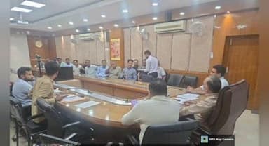 पंचकूला: लघु सचिवालय पंचकूला में डीसी ने भट्ठा संचालकों के साथ बैठक की अध्यक्षता की