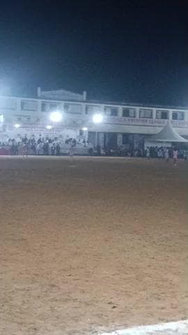 शुरुआत में स्क्रीन पर लोहरदगा प्रीमियर लीग का लोगो और आकर्षक ग्राफिक्स)
(एंकर) नमस्कार! आप देख रहे हैं 'लोहरदगा समाचार'