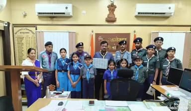 चितलवाना: जालौर जिला कलेक्टर ने स्काउट गाइड फ्लैग स्टिकर का विमोचन किया