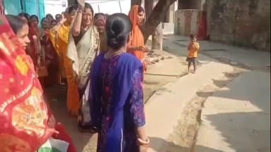 चकिया पिपरा: चकिया में जिला प्रशासन द्वारा सघन मतदाता जागरूकता अभियान चलाया जा रहा है