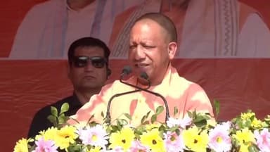 मेहसी: कल 8 नवम्बर को मेहसी हाई स्कूल के परिसर में उत्तर प्रदेश के मुख्यमंत्री योगी आदित्यनाथ विशाल जनसभा को करेंगे संबोधित