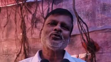 ବଡଚଣା: ନରସିଂହପୁର ପଂଚାୟତରେ କୁଞ୍ଜ ଯାତ୍ରାରେ ନିଆରା ବାରୁଆଳିକୁ ଦେଖି ଆତ୍ମବିବହର ବରିଷ୍ଠ ଶିକ୍ଷାବିତ୍ ଶ୍ୟାମସୁନ୍ଦର ପାତ୍ର