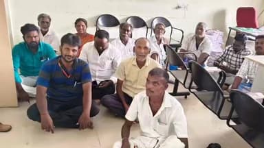 கண்டச்சிபுரம்: தண்டரை கிராம முதல் அடுக்கம் காட்டு வழி சாலையை அமைத்திட வலியுறுத்தி கண்டாச்சிபுரம் வட்டாட்சியர் அலுவலகத்தில் காத்திருப்பு போராட்டத்தில் ஈடுபட்டனர்