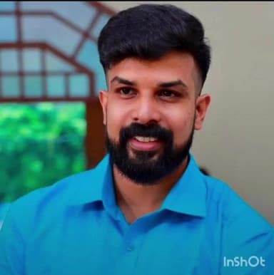 ചേർത്തല: ചേർത്തലയിൽ ടോറസ് ലോറിക്കടിയിൽ പെട്ട് ബൈക്ക് യാത്രികന് ധാരുണ അന്ത്യം