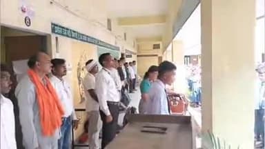 दुर्गुकोंदल: स्वामी आत्मानंद विद्यालय दुर्गुकोंदल में वंदे मातरम के 150 वर्ष पूरे होने पर हुआ भव्य आयोजन