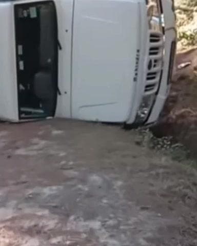 करसोग: सनारली-चौक के पास सड़क हादसे में पिकअप वाहन पलटा, जान-माल की कोई हानि नहीं हुई