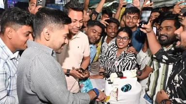 ডায়মন্ডহারবার ২: সংসদ অভিষেক বন্দ্যোপাধ্যায়ের জন্মদিন পালন করতে উপস্থিত ডায়মন্ড হারবার বিধানসভার পর্যবেক্ষক।