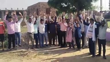 नगर मोरुडा में राशन डीलर की नियुक्ति में पक्षपात का आरोप, ग्रामीणों ने निष्पक्ष जांच की मांग को लेकर किया प्रदर्शन