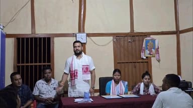 পলাশবাৰী: সৎপুৰ পঞ্চায়তৰ সদস্যক সম্বৰ্ধনা ৰাজ্যিক BJPৰ কাৰ্য্যনিৰ্বাহক সদস্য হিমাংশু শেখৰ বৈশ্যৰ