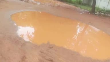 बहरागोड़ा: जयपुरा चौक से जयपुरा नदी तक सड़क निर्माण दो साल बाद भी ठप