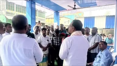 জাঙ্গিপাড়া: ফুরফুরা শরীফে SIR-এর জন্য হেল্প ডেস্ক উদ্বোধন, উপস্থিত ছিলেন মন্ত্রী স্নেহাশিস চক্রবর্তী