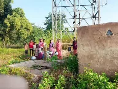 ओडगी: भूंडा टीकरी पारा में तीन महीने से बंद सोलर ड्यूल पंप, 25 परिवार पानी के लिए तरसे