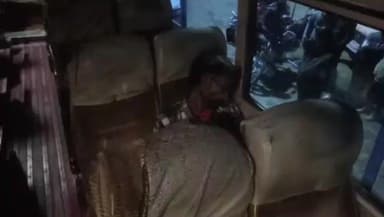 डिंडौरी: मंडला से डिंडौरी आ रही बस में यात्री की मौत, पहचान के लिए कोतवाली पुलिस का अभियान जारी