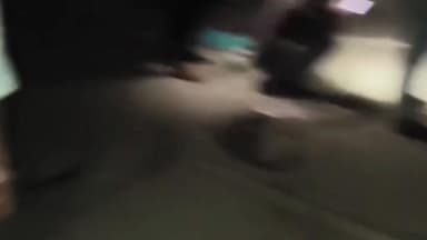 આણંદ શહેર: કરમસદમાં નર્મદેશ્વર મહાદેવ રોડ પર બની રહેલ એક મકાન માંથી રૂપસુંદરી સાપ રેસક્યુ.