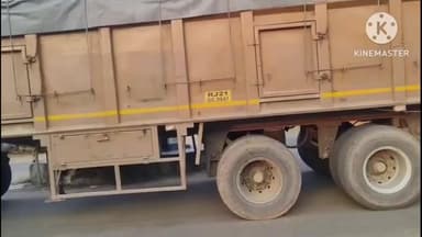 సత్తుపల్లి: మర్లపాడు రింగ్ సెంటర్లో లారీ నీ డీ కొట్టిన బస్, తప్పిన పెను ప్రమాదం