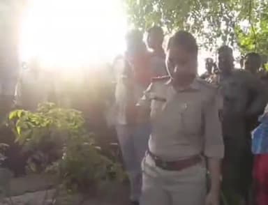 उजियारपुर: उजियारपुर थाना क्षेत्र के महीसारी में पेड़ से लटके मिले युवक और युवती के शव