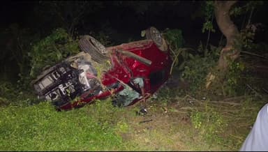 సంగెం: ఏనుగల్లు వద్ద రోడ్డు ప్రమాదం, ఈ రోడ్డు ప్రమాదంలో ఓ యువకుడు మృతి, కేసు నమోదు.