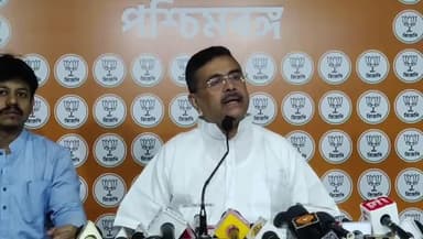 রাজারহাট: SIR -এর প্রসঙ্গ টেনে আজ সল্টলেকে মুখ্যমন্ত্রীকে তীব্র কটাক্ষ করলেন রাজ্য বিধানসভার বিরোধী দলনেতা শুভেন্দু অধিকারী