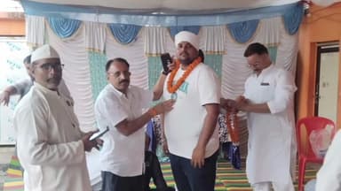 देवेंद्रनगर: युवा कांग्रेस ब्लॉक अध्यक्ष देवेंद्रनगर से ऋषभ गर्ग निर्वाचित, कांग्रेसियों ने मिठाई खिलाकर किया स्वागत