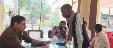 बहेड़ी: बहेड़ी कोतवाली परिसर में थाना समाधान दिवस का आयोजन, इंस्पेक्टर ने शिकायतें सुनकर निस्तारण के दिए आदेश