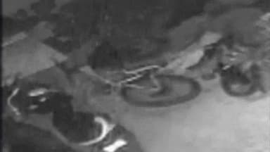 ਖਰੜ: ਖਰੜ ਵਿਖੇ ਮਾਂ ਪੁੱਤਰ ਤੇ 5,6 ਬਦਮਾਸ਼ਾਂ ਨੇ ਤੇਜ਼ਧਾਰ ਹਥਿਆਰਾਂ ਨਾਲ ਕੀਤਾ ਹਮਲਾ