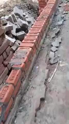 बदायूं: पंचायत घटबेटी में पीले ईंटों का उपयोग करके निर्माण कार्य में भ्रष्टाचार और धांधली, जिम्मेदार बेखबर
#budaun #up360