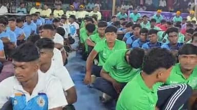 போச்சம்பள்ளி: போச்சம்பள்ளியில் 51வது ஜூனியர் ஆண்கள சாம்பியன்ஷிப் கபாடி போட்டி துவக்கம் - கிருஷ்ணகிரி மாவட்ட ஆட்சித்தலைவர் மற்றும் பர்கூர் எம்.ஏல்.ஏ. பங்கேற்பு