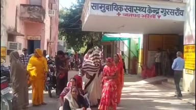 गरौठा: आशा बहनों ने बकाया भुगतान की मांग को लेकर किया विरोध प्रदर्शन, दिया ज्ञापन