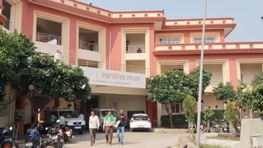 ताखा: ताखा तहसील के वृत्तियां गांव में दबंगों ने ग्राम समाज की भूमि पर किया अवैध कब्जा, पीड़ितों ने लगाए फर्जी रिपोर्ट के आरोप