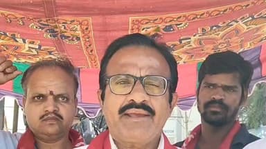 పటాన్చెరు: ఇంద్రేశం రోడ్డు మరమ్మత్తులు తక్షణం చేపట్టాలి : సిపిఎం పటాన్చెరు ఏరియా కమిటీ సభ్యులు పాండురంగారెడ్డి