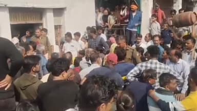 गुनौर: कई हफ़्तों बाद सिलेंडरों से भरी गाड़ी पहुंची, लोगों के चेहरे पर लौटी मुस्कान, खबर चलने के बाद जागा गैस एजेंसी संचालक