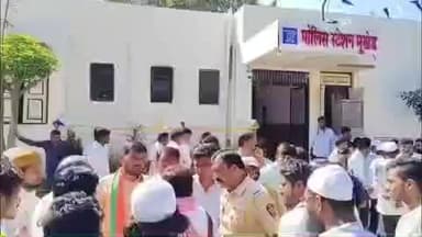 मुखेड: मुखेड मध्ये सहा वर्षीय चिमुकलीवर आरोपीने केला अत्याचार मुखेड पोलीस ठाण्यात आरोपी विरुद्ध गुन्हा दाखल