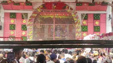 বালুরঘাট: বোল্লা কালীপুজোর মেলায় পকেটমার চক্রে সক্রিয় মহিলারাও, আটক ২০ মহিলা সহ ৭১ জন