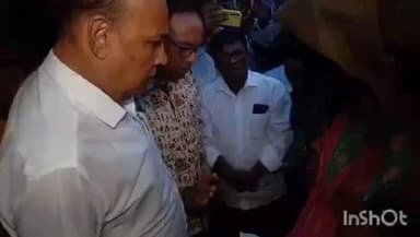 উলুবেড়িয়া ২: উলুবেড়িয়ার খলিশানিতে এসআইআর আতঙ্কে আত্মঘাতী যুবকের বাড়িতে দেখা করতে গেলেন রাজ্যের মন্ত্রী ও মুখপাত্র