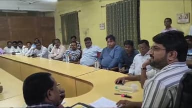 खुलताबाद: खुलताबाद नगरपरिषद निवडणुकीसाठी 19 मतदान केंद्र निश्चित; अचारसंहिता व सुव्यवस्था बैठकीत मार्गदर्शक सूचना