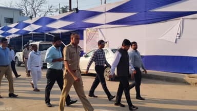 मुशहरी: बाजार समिति स्थित मतगणना केंद्र का डीएम एवं एसएसपी ने किया निरीक्षण, तैयारियों का जायजा लिया