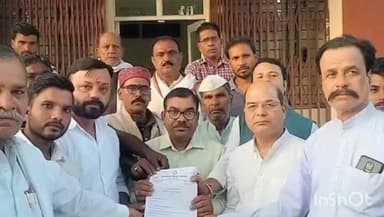 गैरतगंज: खाद, यूरिया और बिजली की समस्या को लेकर कांग्रेस का हल्ला बोल, देवनगर ब्लॉक कांग्रेस कमेटी ने तहसीलदार को सौंपा ज्ञापन