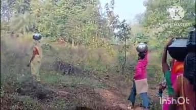 दुर्गुकोंदल: ग्राम कलंगपुरी के ग्रामीण सोलर पंप खराब होने के कारण तालाब का पानी पीने को मजबूर, शिकायत के बाद भी नहीं हुई मरम्मत