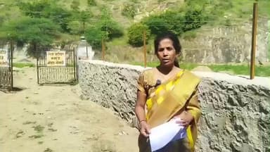 सागवाड़ा: गोवाडी में कथित तोड़फोड़, महिला ने ₹30 लाख के हर्जाने की मांग की