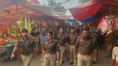 बारा: एसीपी बारा कुंजलता ने अमिलिया तरहार मसूरिया देवी धाम में चल रहे मेले का किया निरीक्षण