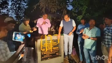 पोड़ैयाहाट: अमुवार संथाली और बिरनिया मुस्लिम टोला में विधायक प्रदीप यादव ने पीसीसी सड़क का किया शिलान्यास